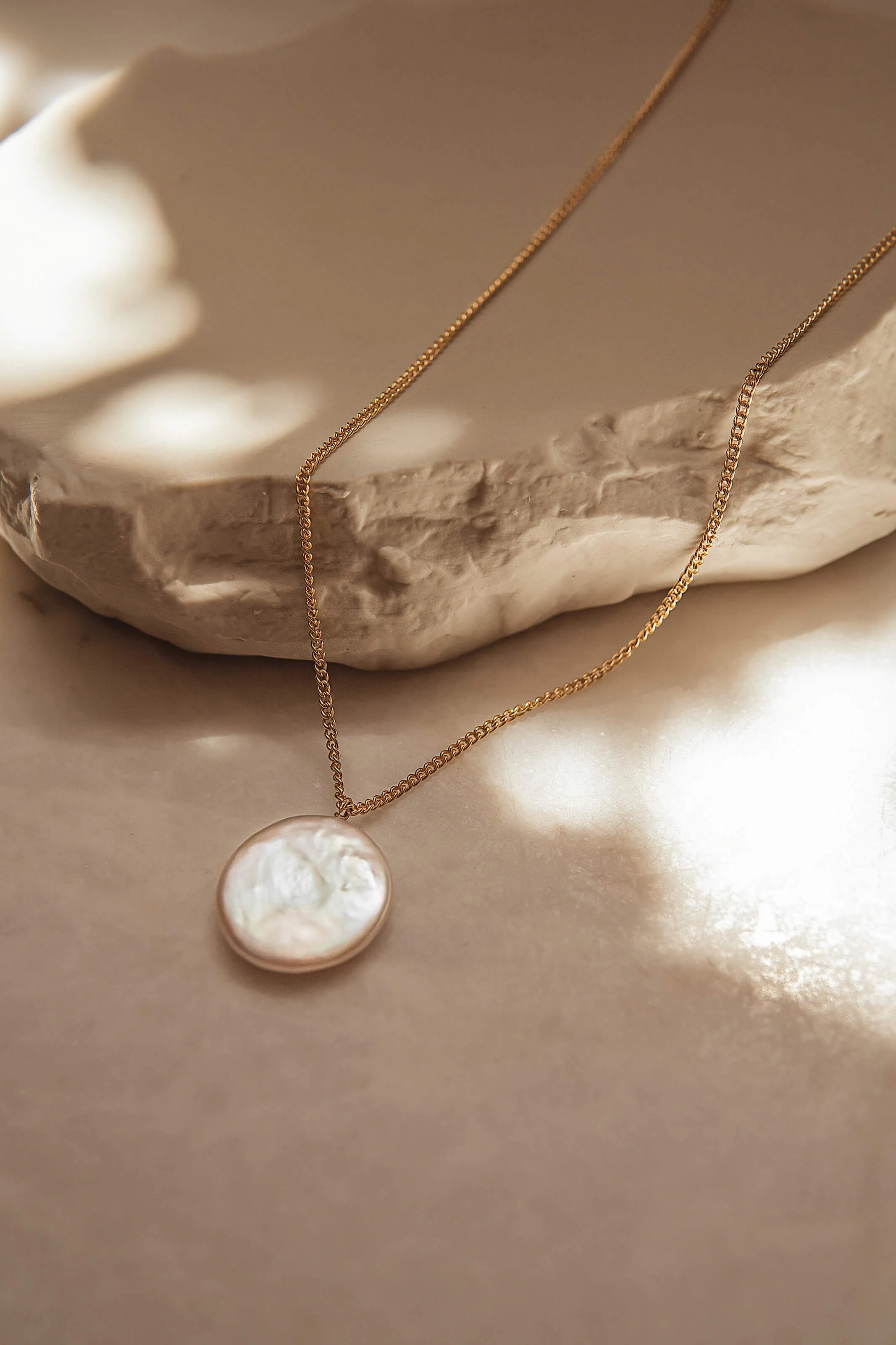 Rêve Pearl Necklace - Image 7