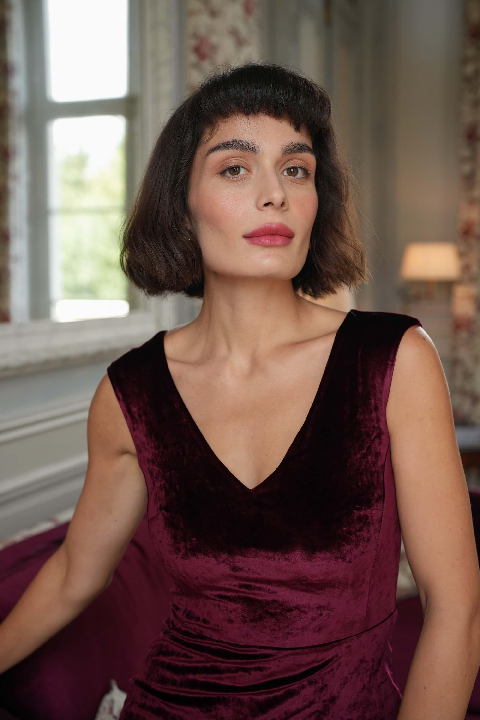 Emmelyn Velvet Dress - Image 5